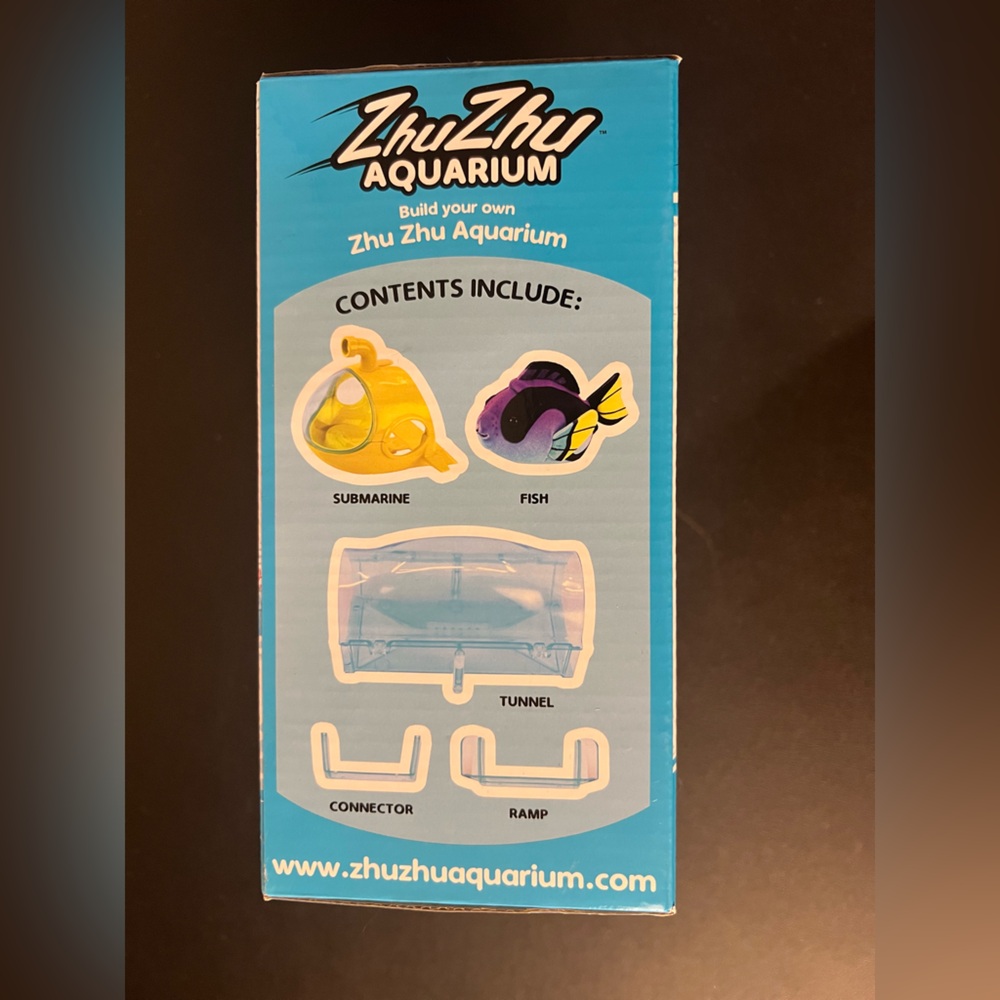Zhu Zhu Aquarium by Cepia Submarine Set w/ Blue Fish, No Water Needed, Ages 4+ - Picture 6 of 6